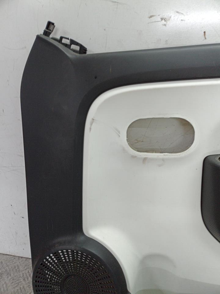 Panneau de porte avant droit RENAULT TWINGO 3 PHASE 1 Essence - 1