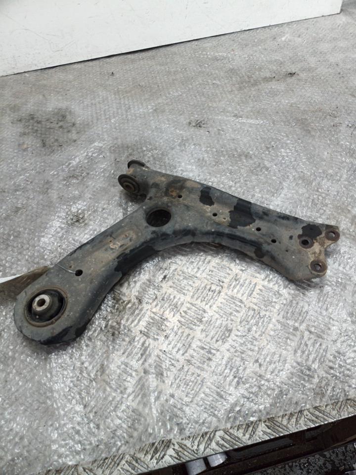 Triangle avant droit AUDI A1 1 PHASE 1 Diesel - 1
