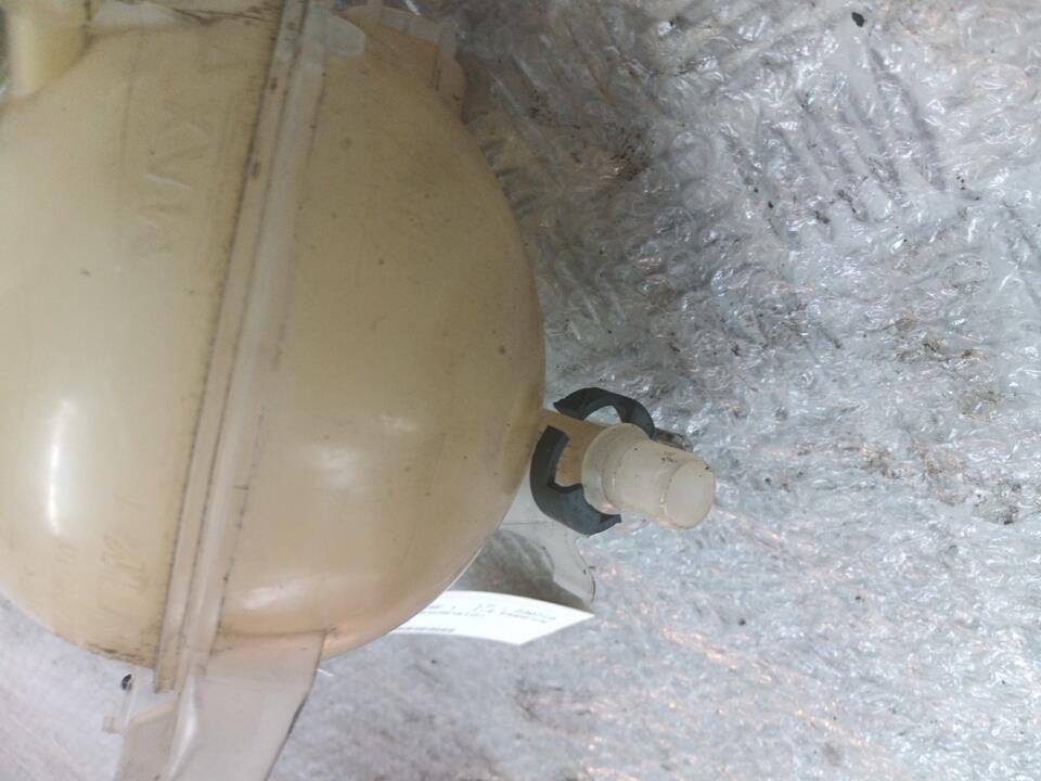 Vase d'expansion PEUGEOT 207 PHASE 1 Essence - 1