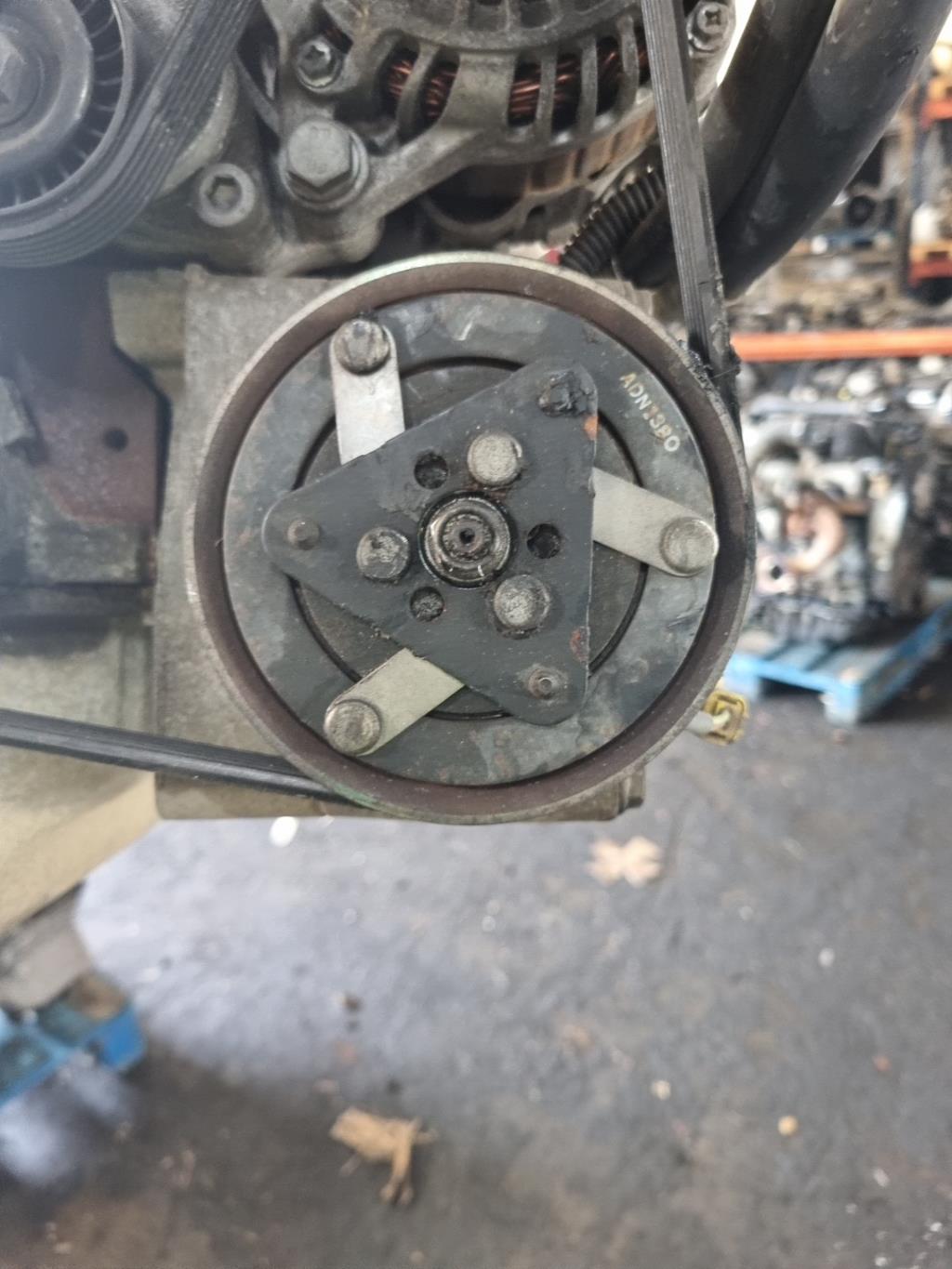 Compresseur clim CITROEN C4 1 PHASE 1 Essence - 1