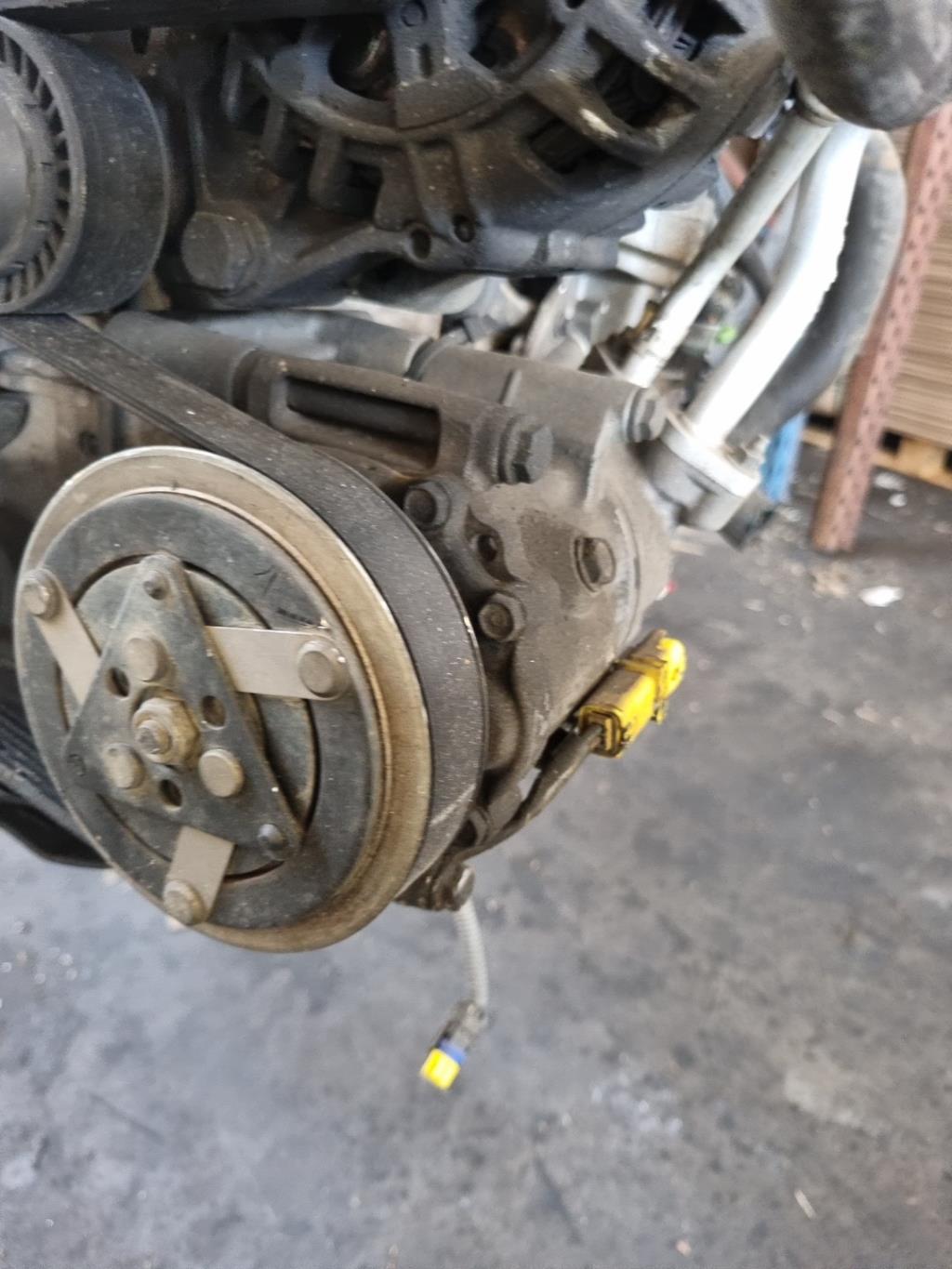 Compresseur clim PEUGEOT 206+ Essence - 1