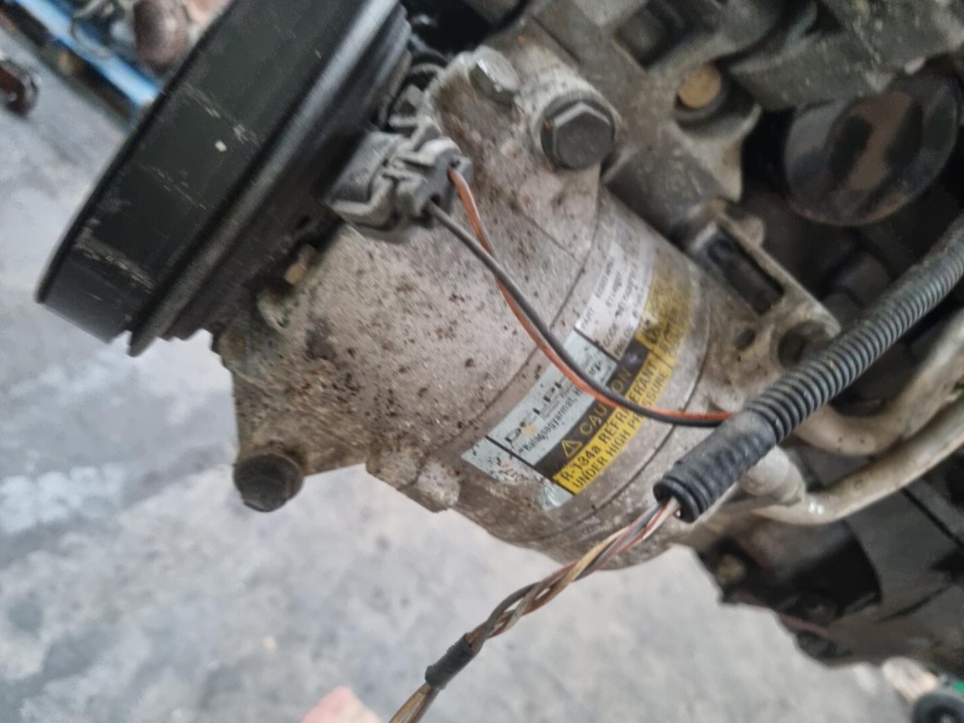 Compresseur clim RENAULT SCENIC 2 PHASE 1 Essence - 1