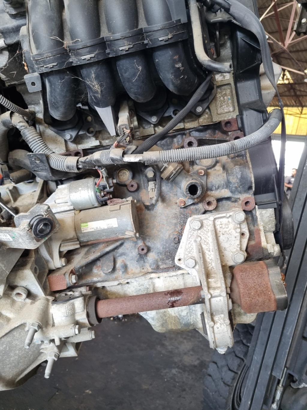 Moteur CITROEN C4 1 PHASE 1 Essence - 1