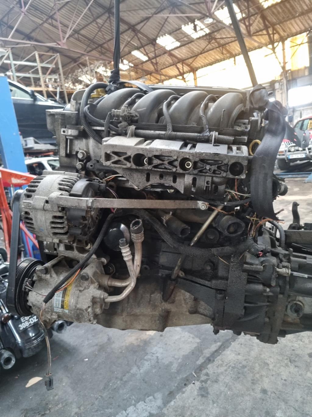 Moteur RENAULT SCENIC 2 PHASE 1 Essence - 1