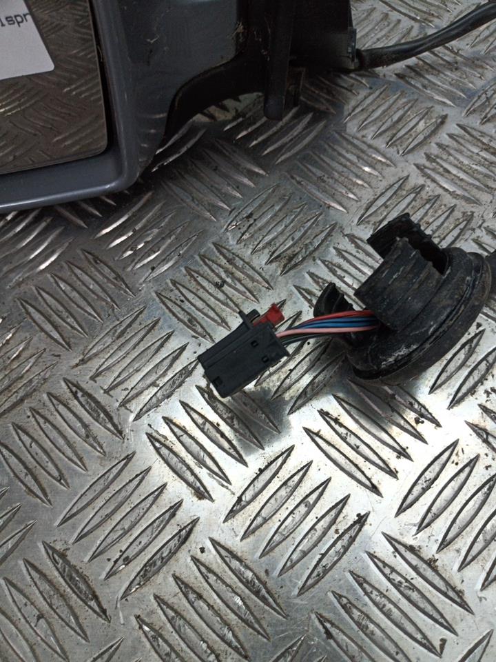 Retroviseur gauche AUDI A3 2 PHASE 1 Diesel - 1