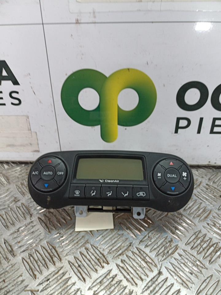 Commande chauffage HYUNDAI IX 35 PHASE 2 Diesel - 1