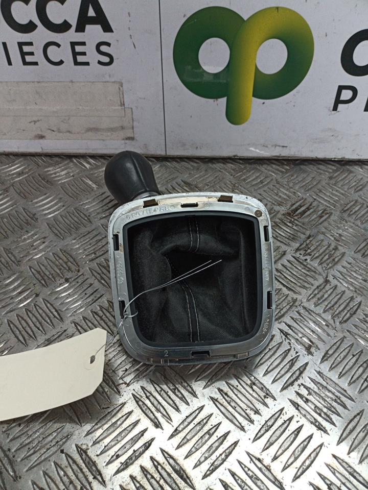 Levier de vitesses VOLKSWAGEN POLO 5 PHASE 1 Essence - 1