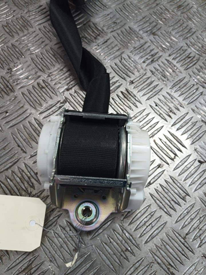 Ceinture avant droit BMW SERIE 1 E87 PHASE 2 Diesel - 1