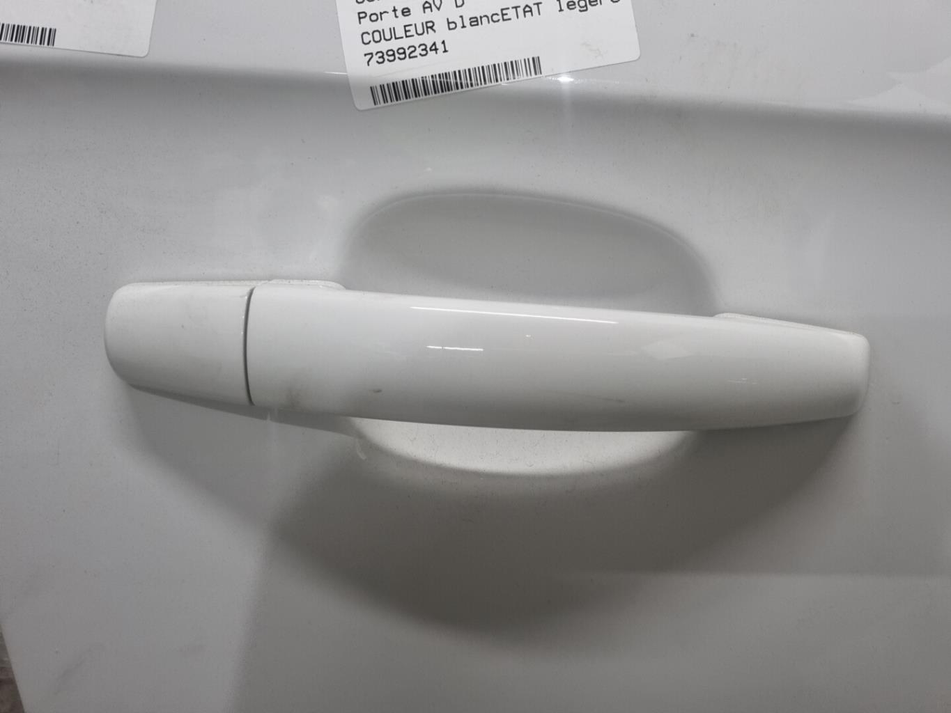 Poignee porte avant droit OPEL CORSA E Essence - 1