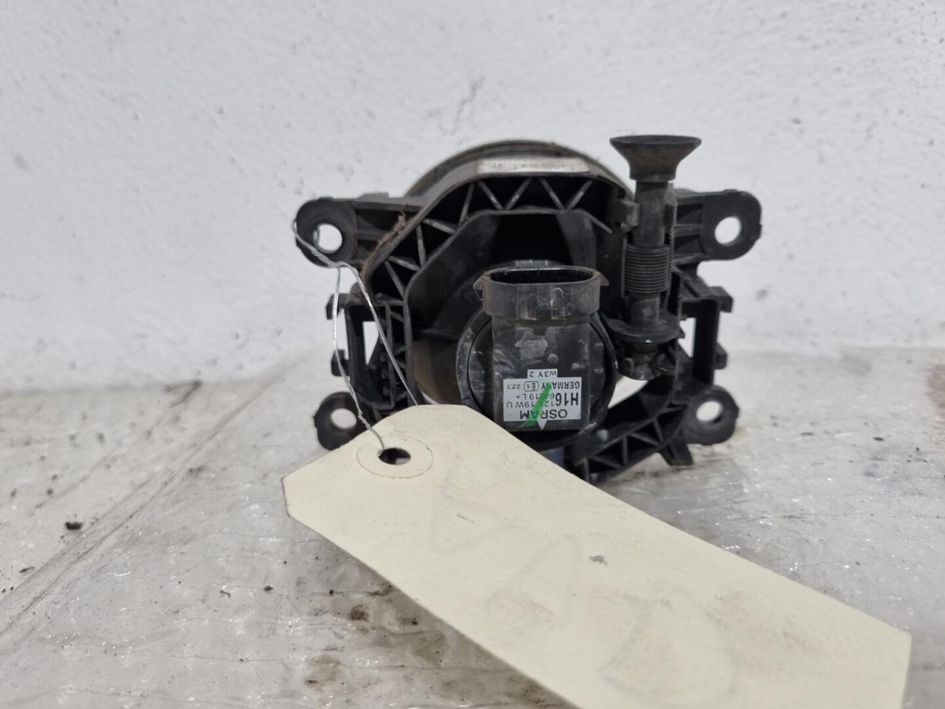 Anti brouillard droit (feux) RENAULT CLIO 4 PHASE 1 Diesel - 1