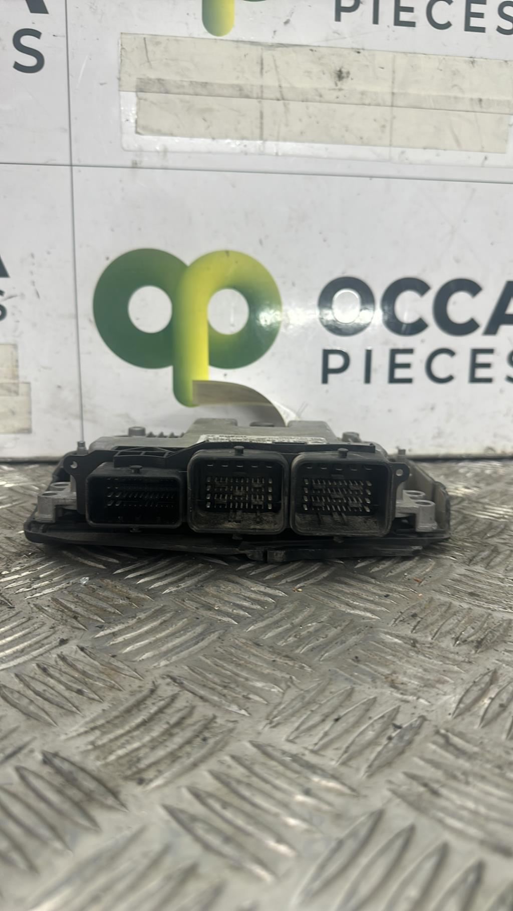 Calculateur moteur CITROEN C3 2 PHASE 1 Diesel - 1