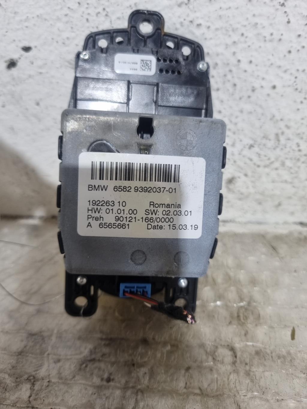 Commande autoradio MINI MINI 3 F55 PHASE 1 Essence - 1