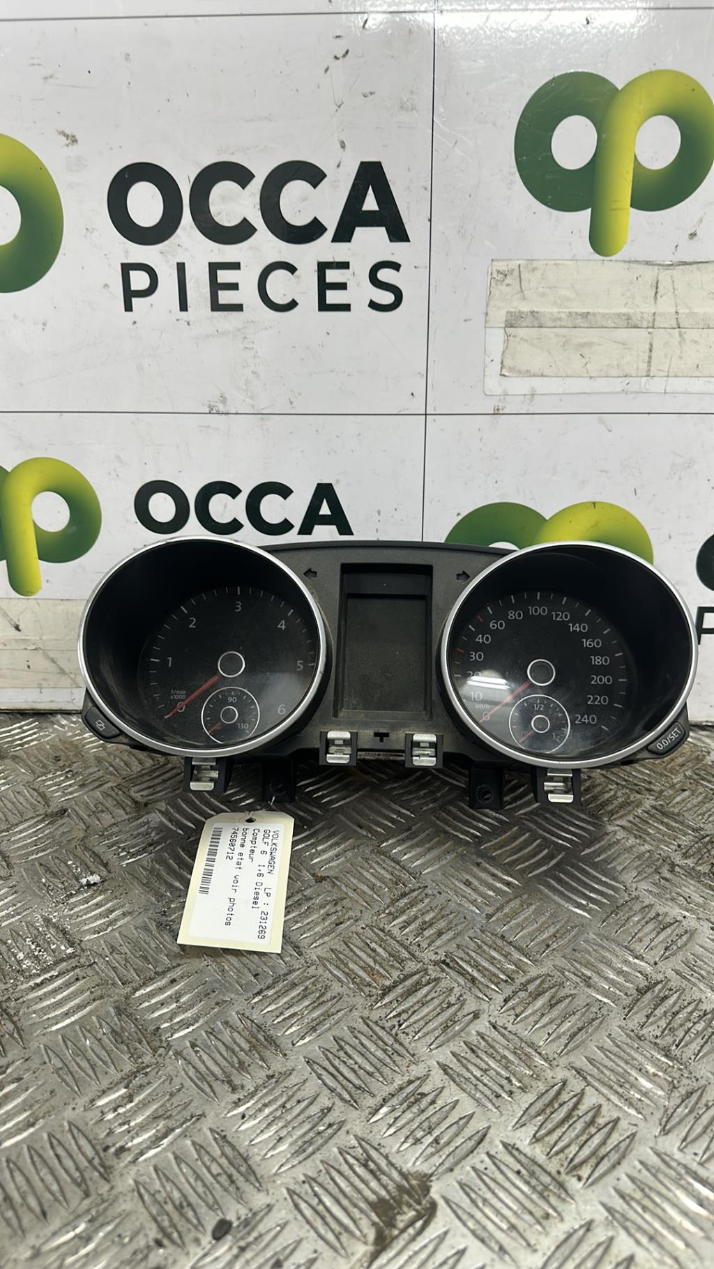 Compteur VOLKSWAGEN GOLF 6 Diesel - 1