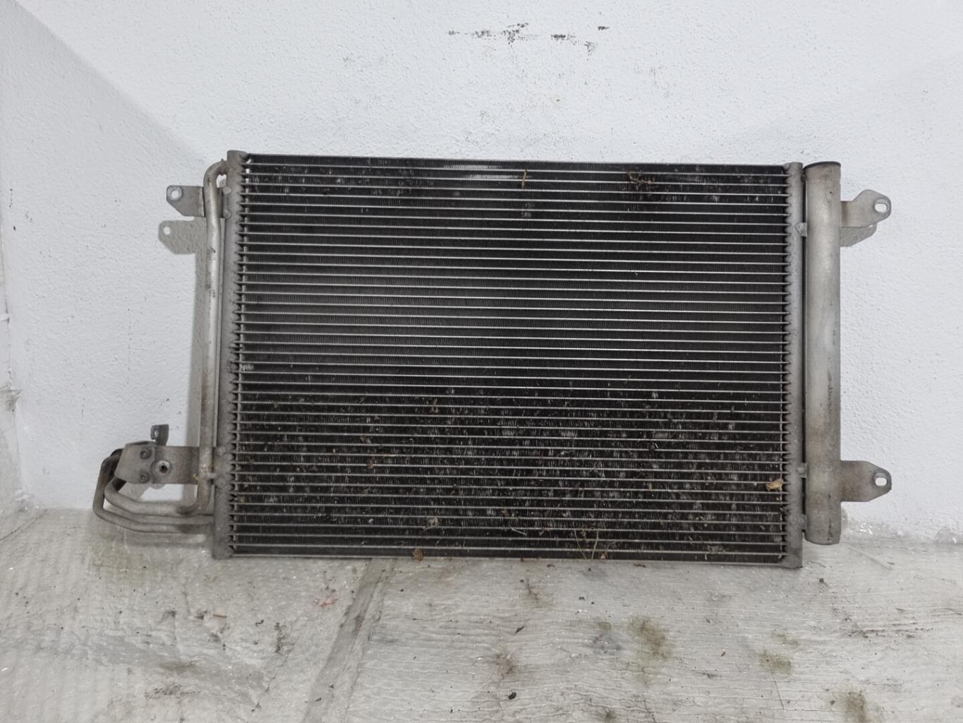 Condenseur de clim VOLKSWAGEN GOLF 6 Essence - 1