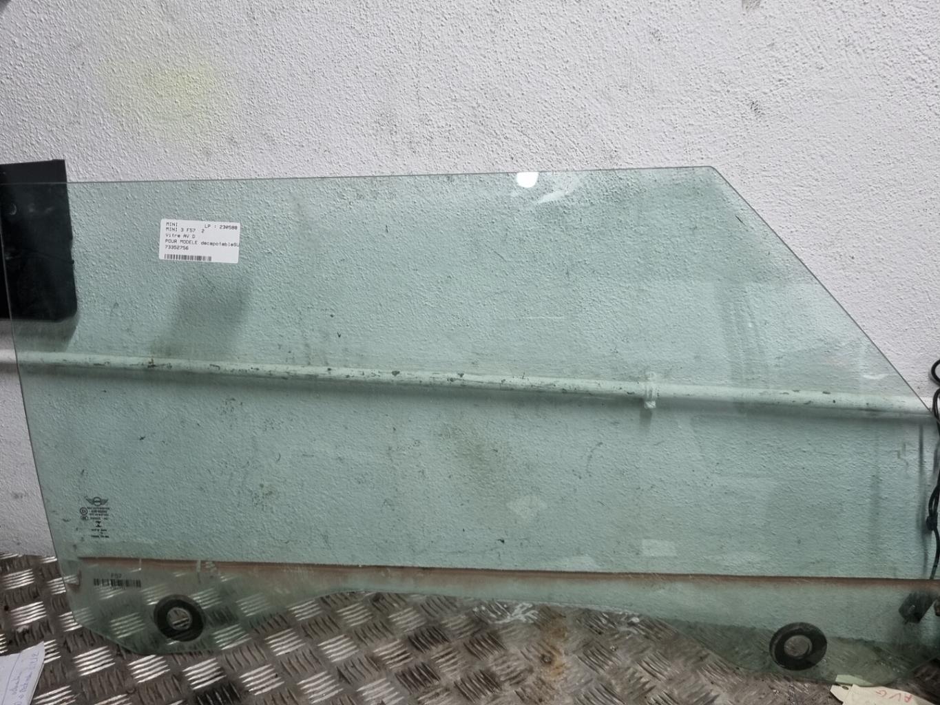 Vitre avant droit MINI MINI 3 F57  - 1