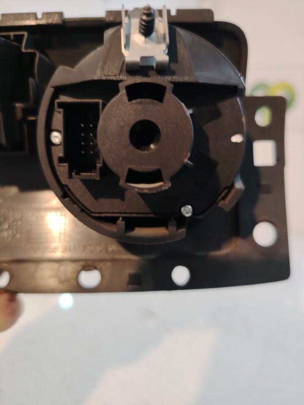 Commodo phare VOLKSWAGEN SCIROCCO 3 PHASE 1 COUPE Essence - 1