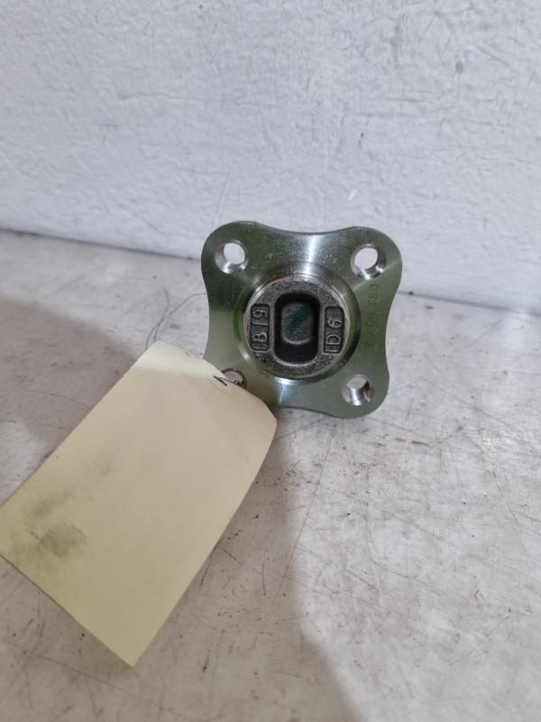 Fusee arriere gauche RENAULT CLIO 4 PHASE 1  - 1