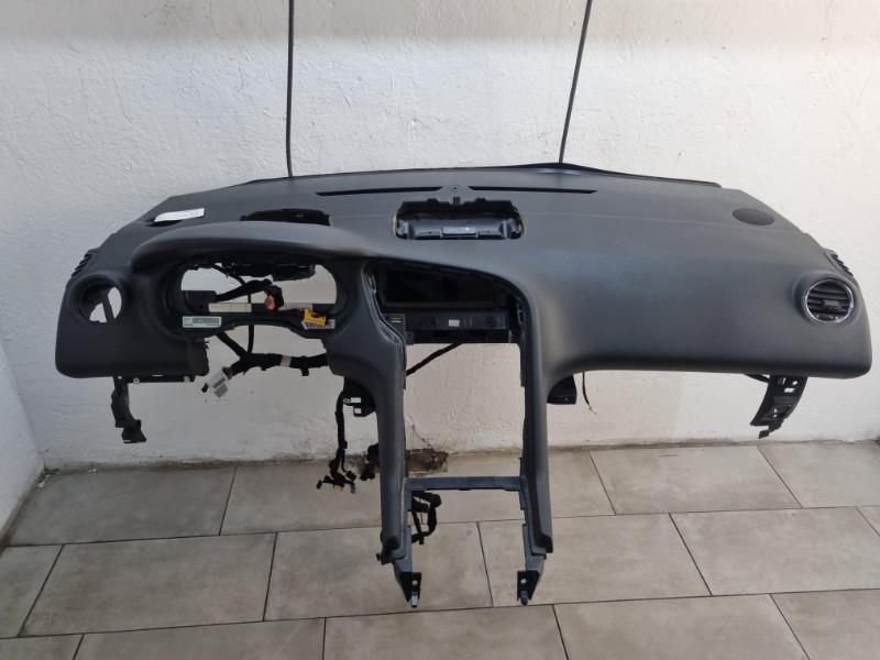 Tableau de bord PEUGEOT 5008 1 PHASE 1 Diesel - 1
