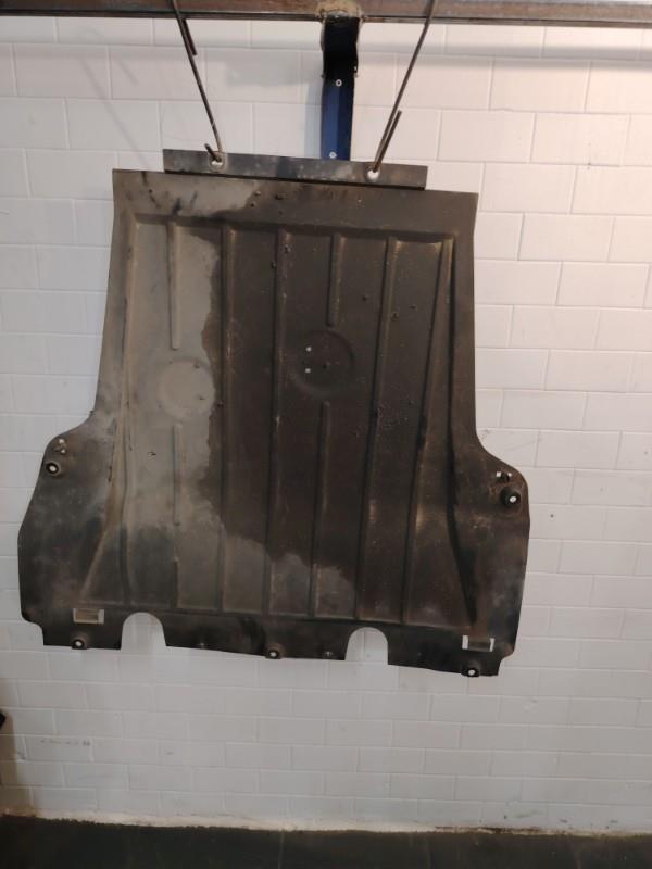 Cache sous moteur RENAULT CLIO 3 PHASE 1 Diesel - 1