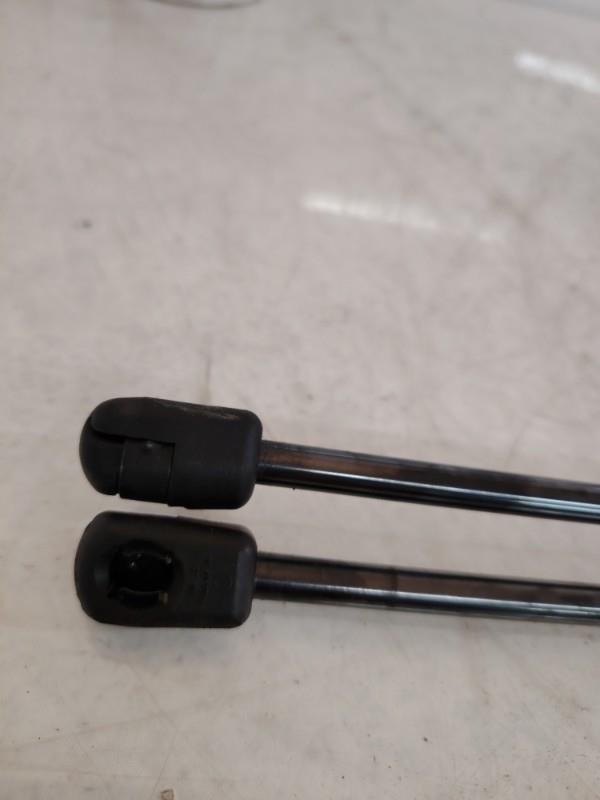 Verin de coffre LIGIER JS 50  - 1