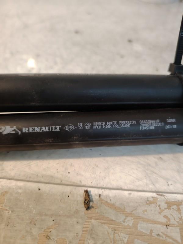 Verin de coffre RENAULT CLIO 4 PHASE 2 Diesel - 1