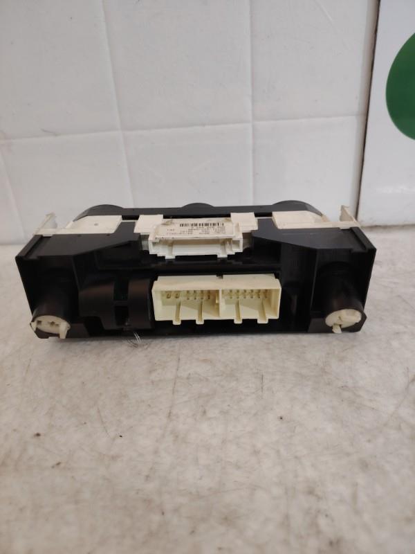 Commande chauffage VOLKSWAGEN POLO 5 PHASE 1 Diesel - 1