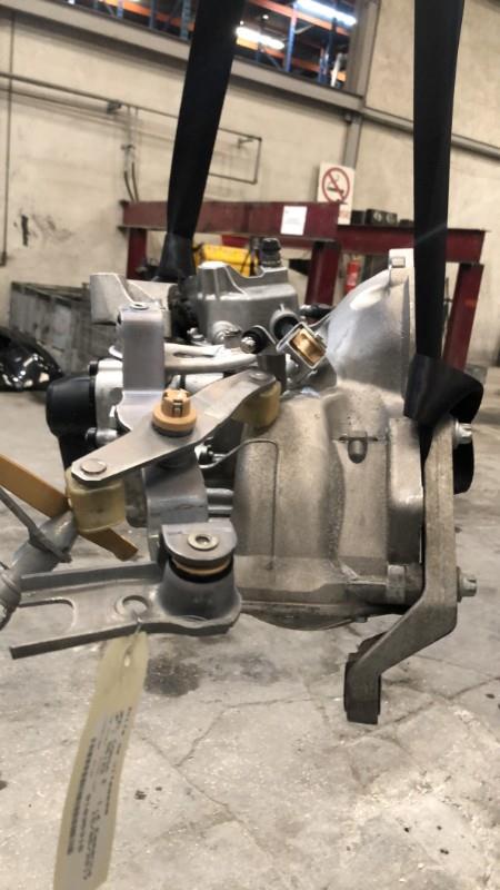 Boite de vitesses OPEL CORSA E Essence - 1