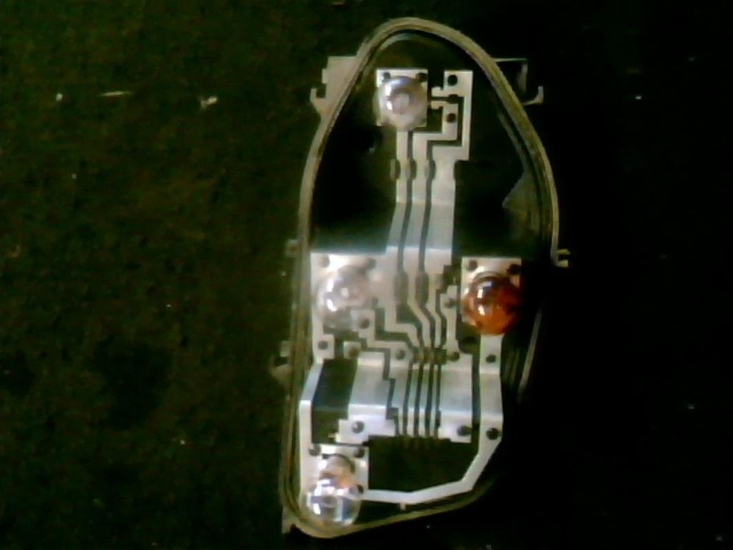 Base portalampade fanale posteriore destro RENAULT CLIO 3 PHASE 1 Diésel - 1