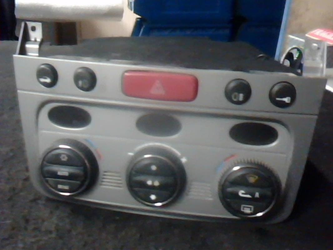 Commande chauffage ALFA ROMEO 147 PHASE 2 Diesel - 1