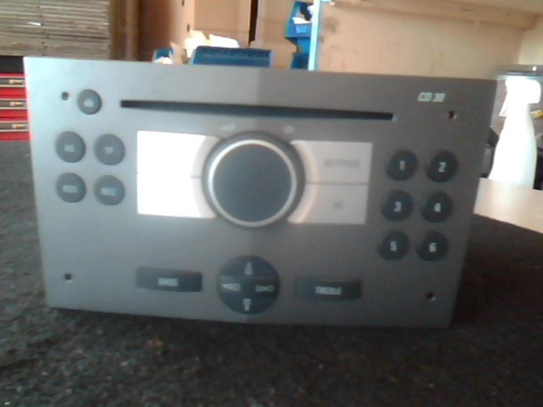 Autoradio originale OPEL ASTRA H PHASE 1 BREAK Diésel - 1