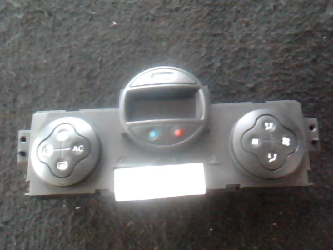 Commande chauffage RENAULT MEGANE 2 PHASE 1 BREAK Diesel - 1