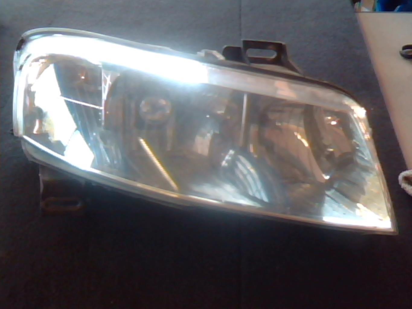 Gruppo ottico anteriore principale destro (luci)(faro) FIAT STILO Diésel - 1