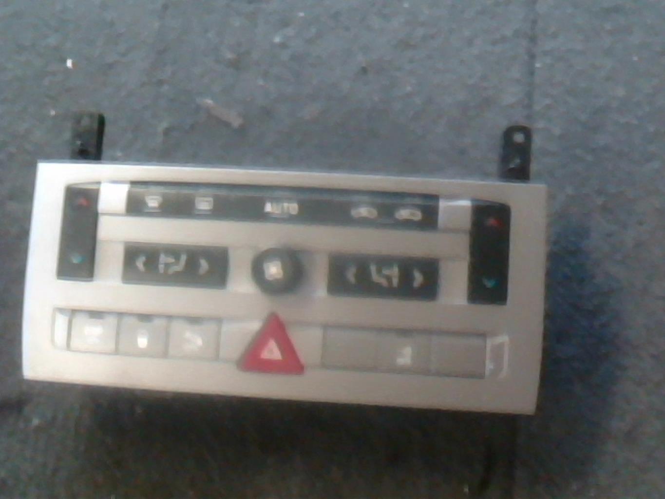 Commande chauffage CITROEN C5 1 PHASE 2 Essence - 1