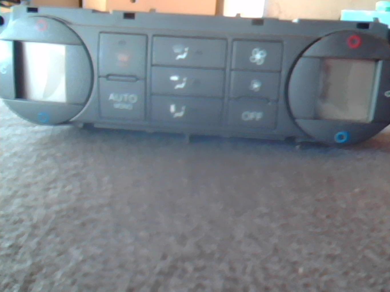 Commande chauffage FORD FOCUS 2 PHASE 1 Diesel - 1