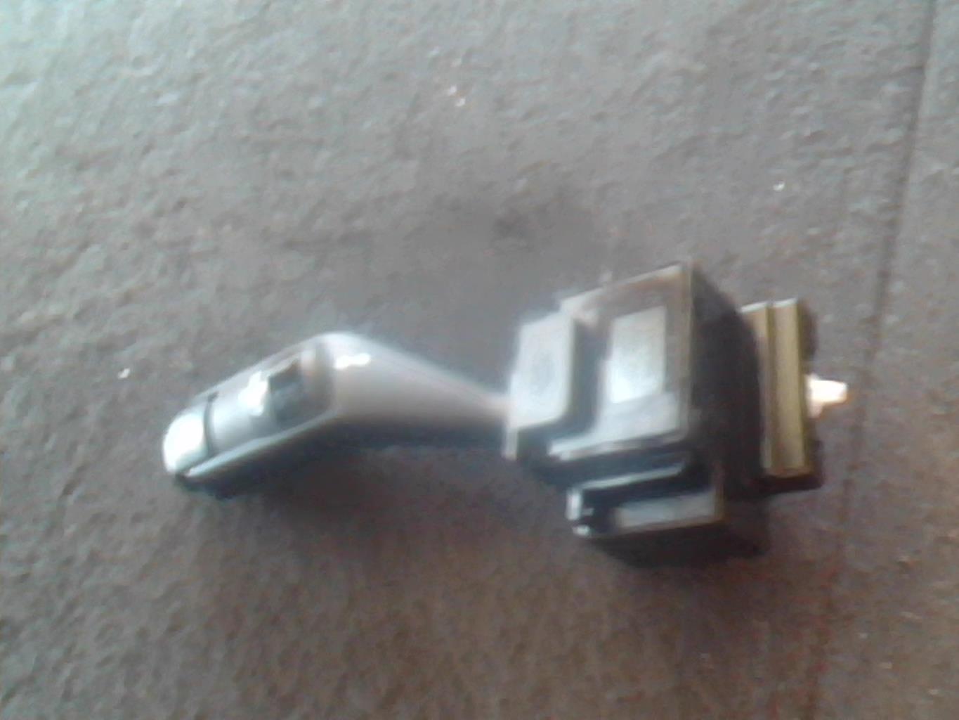Commodo phare FORD FOCUS 2 PHASE 1 Diesel - 1