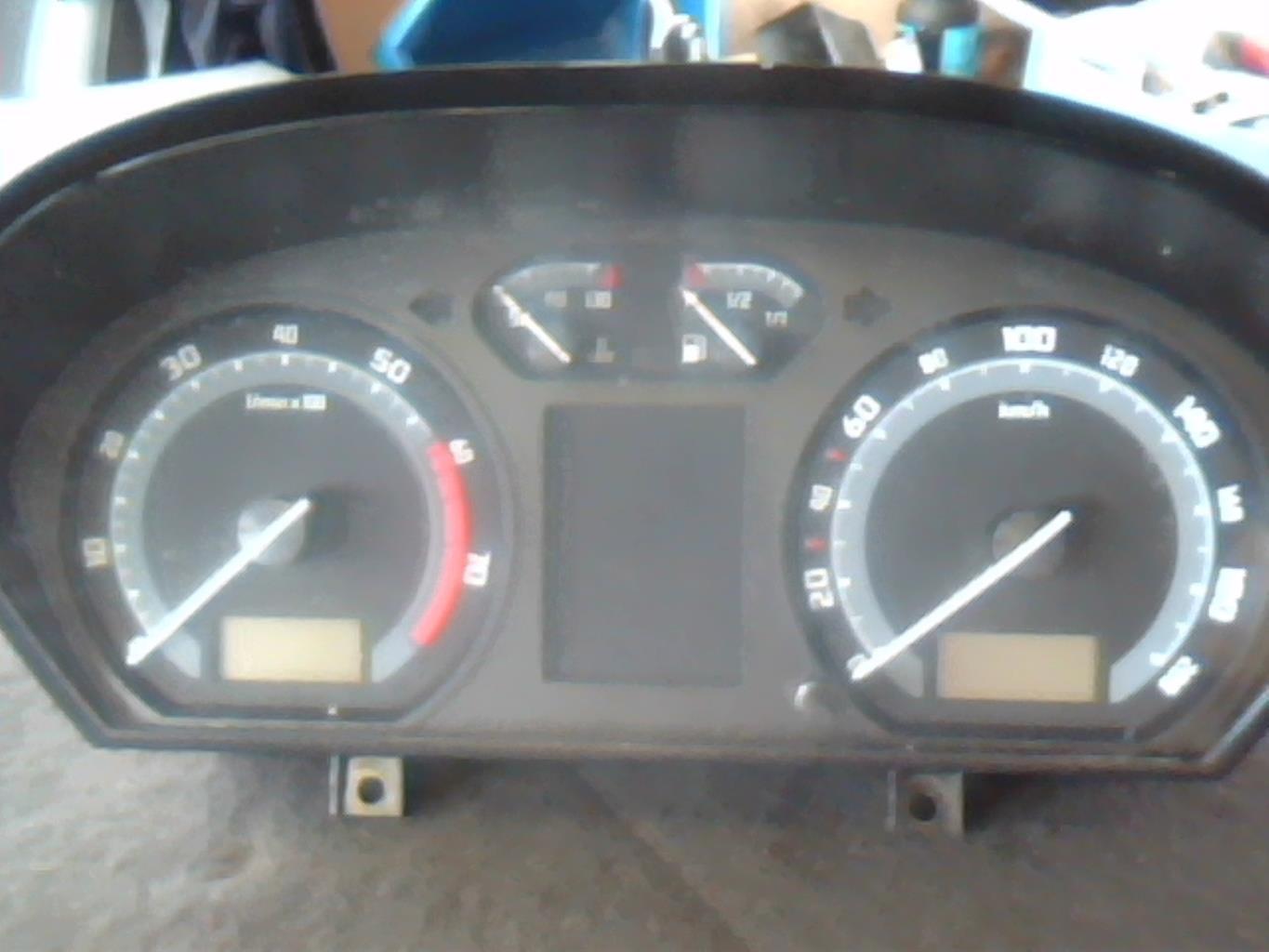 Compteur SKODA FABIA 1 PHASE 2 Essence - 1