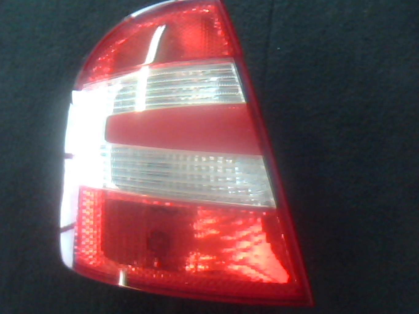 Fanale posteriore principale sinistro (luci) SKODA FABIA 1 PHASE 2 Gasolina - 1