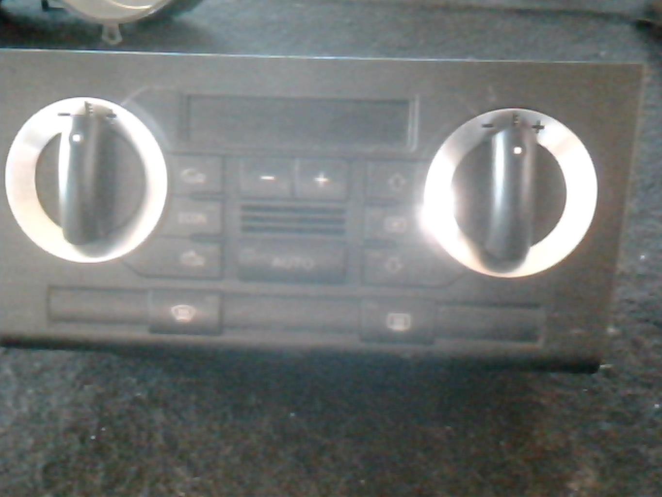 Commande chauffage AUDI A3 2 SPORTBACK PHASE 1 Diesel - 1