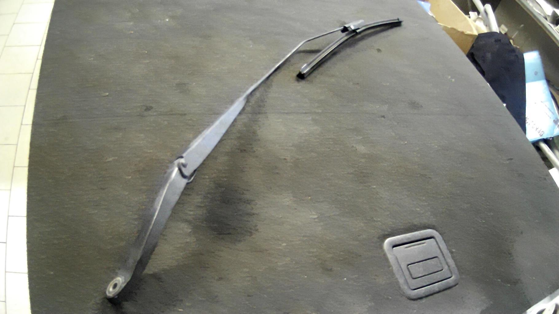 Braccio tergicristallo anteriore destro RENAULT MEGANE 2 PHASE 2 Diésel - 1