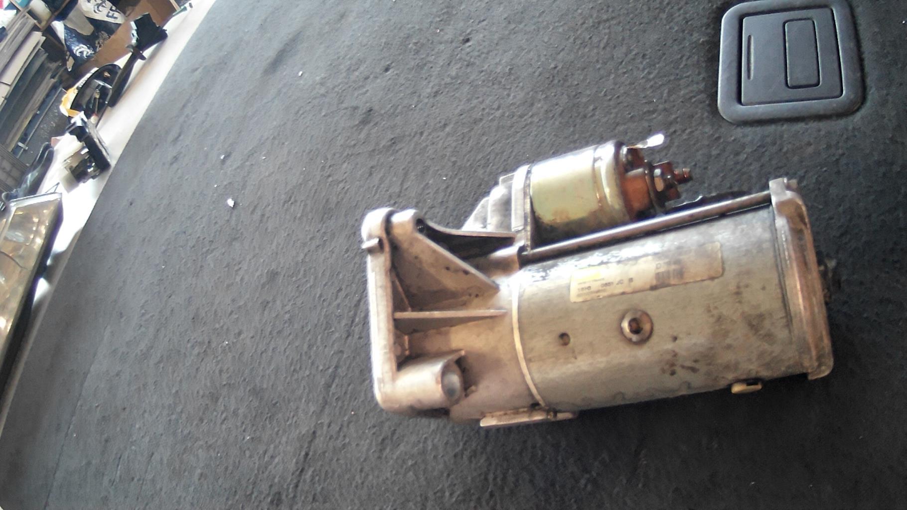 Demarreur VOLVO V 40 1 PHASE 2 BREAK Diesel - 1