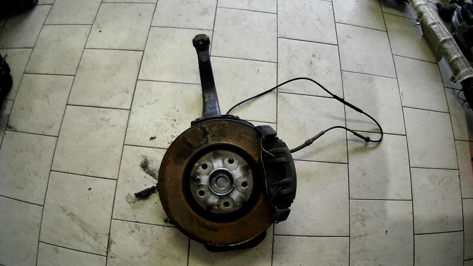 Mozzo anteriore destro ALFA ROMEO 147 PHASE 2 Diésel - 1