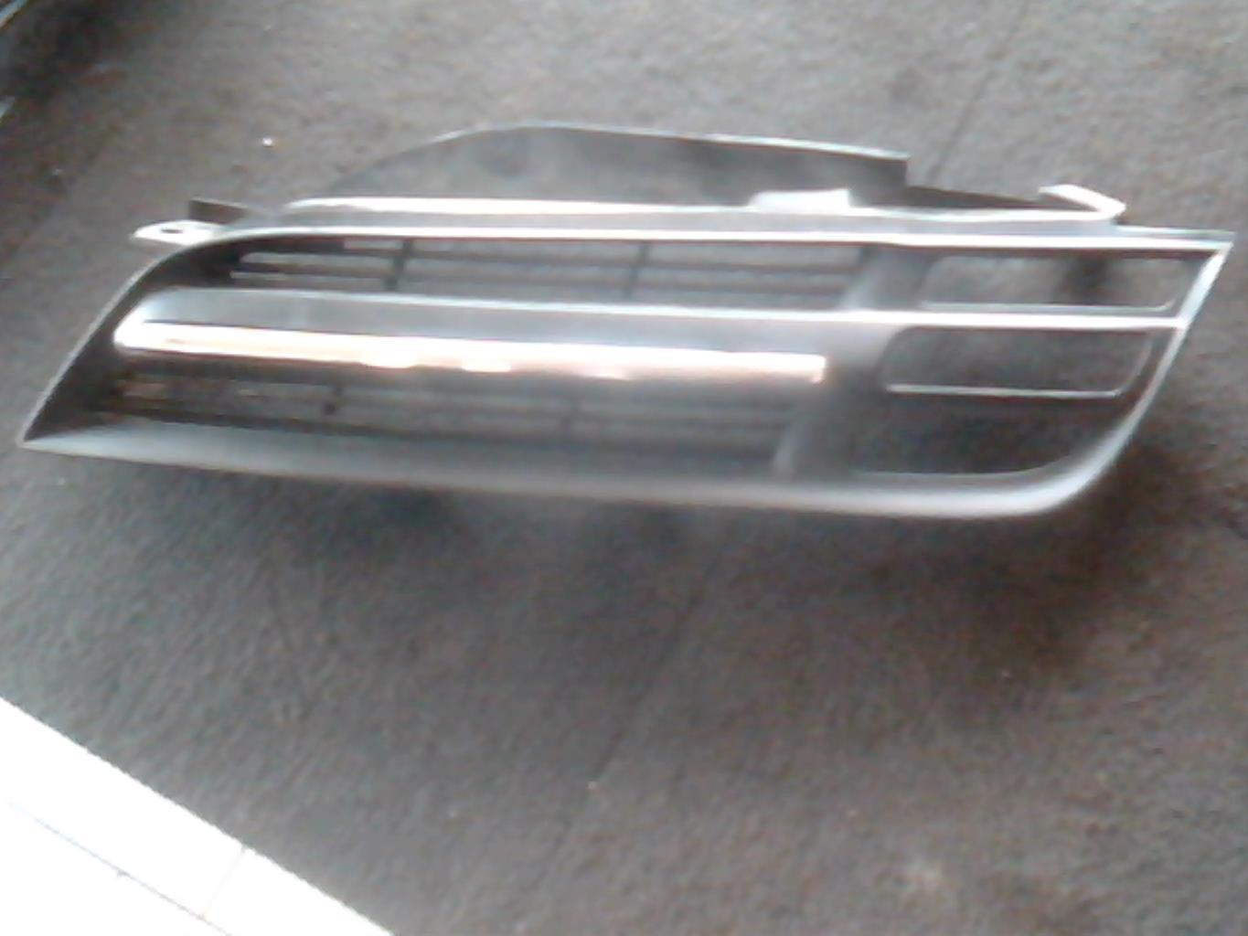 Griglia calandra sinistra NISSAN MICRA 3 PHASE 1 Gasolina - 1