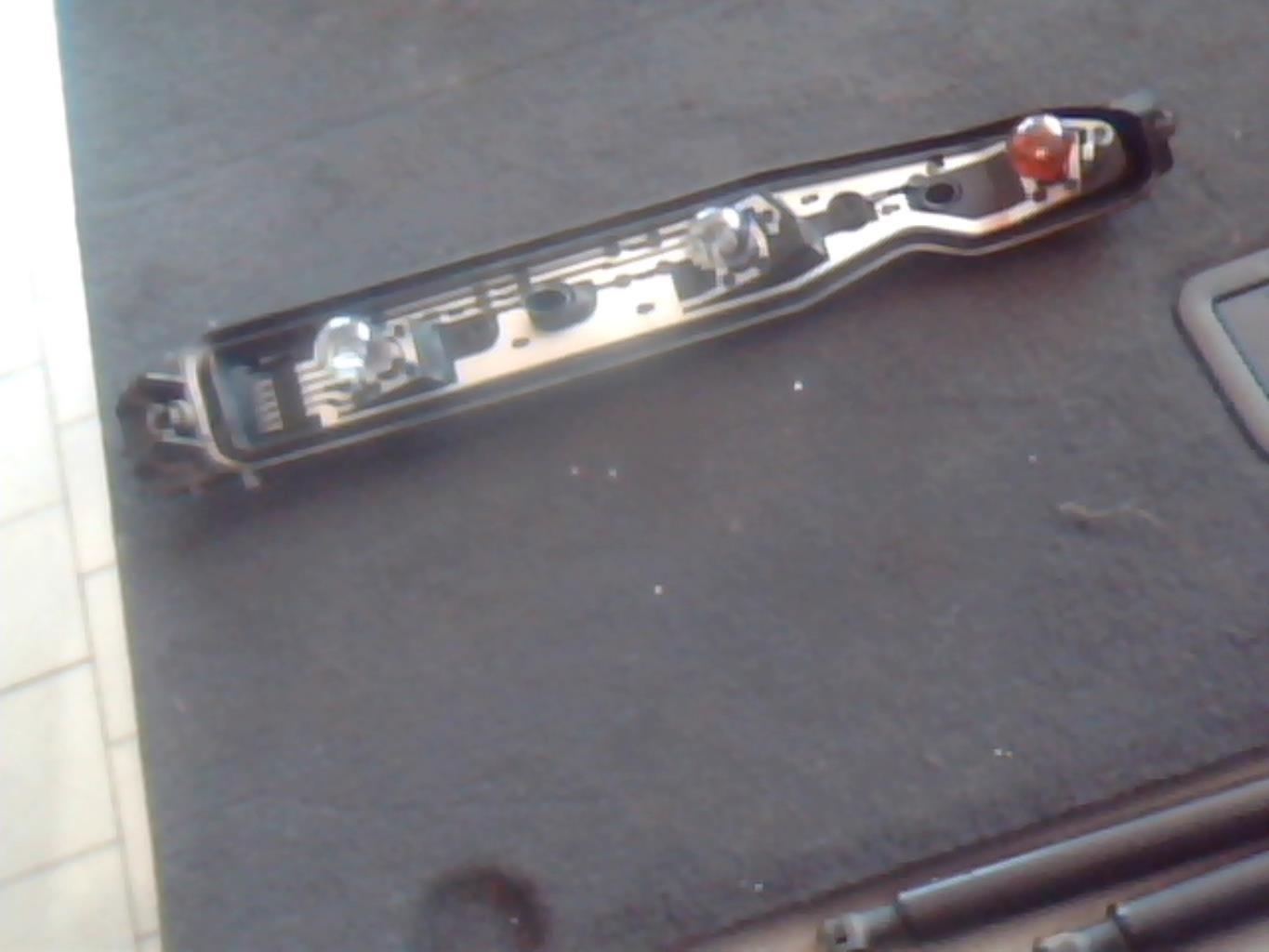 Base portalampade fanale posteriore sinistro OPEL CORSA C PHASE 2 Diésel - 1