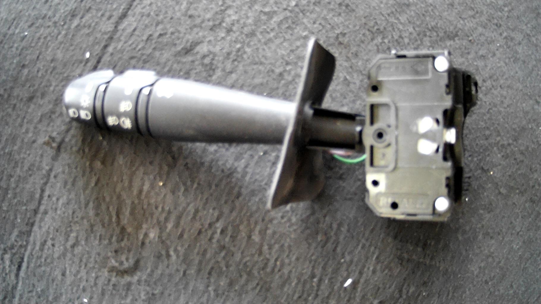 Commodo phare RENAULT CLIO 2 PHASE 2 Essence - 1