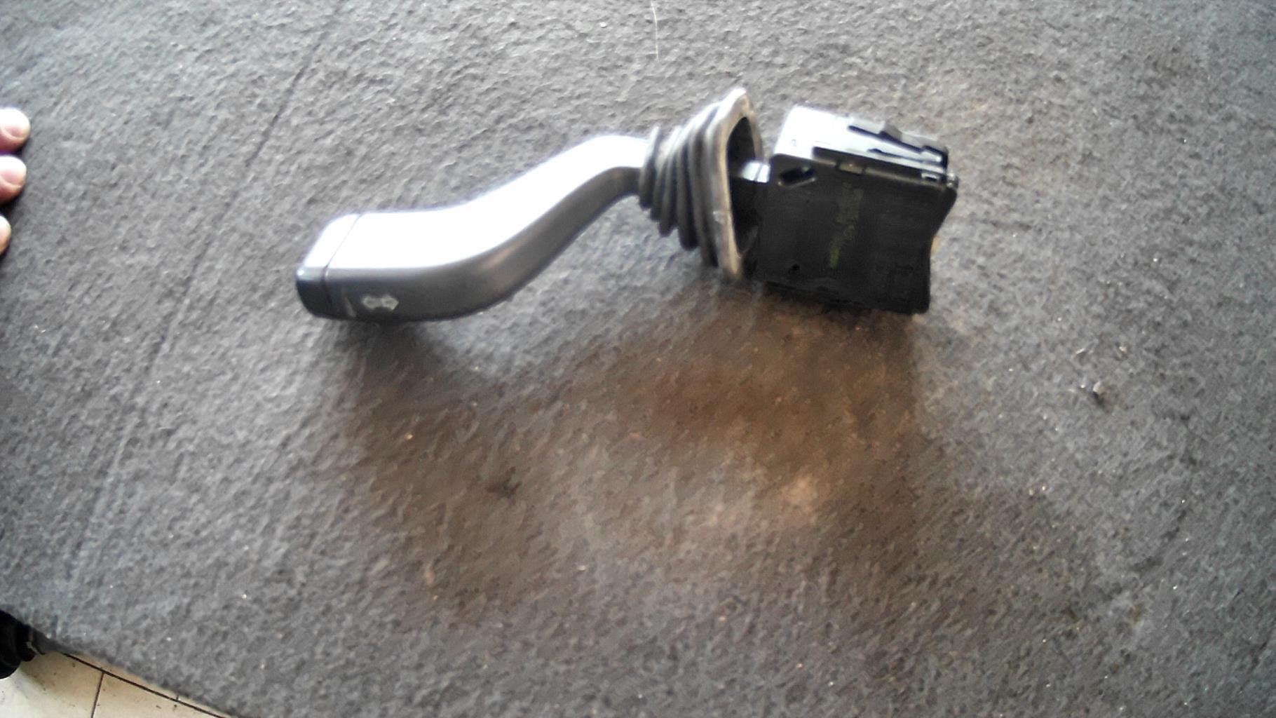 Commodo phare OPEL CORSA C PHASE 2 Essence - 1