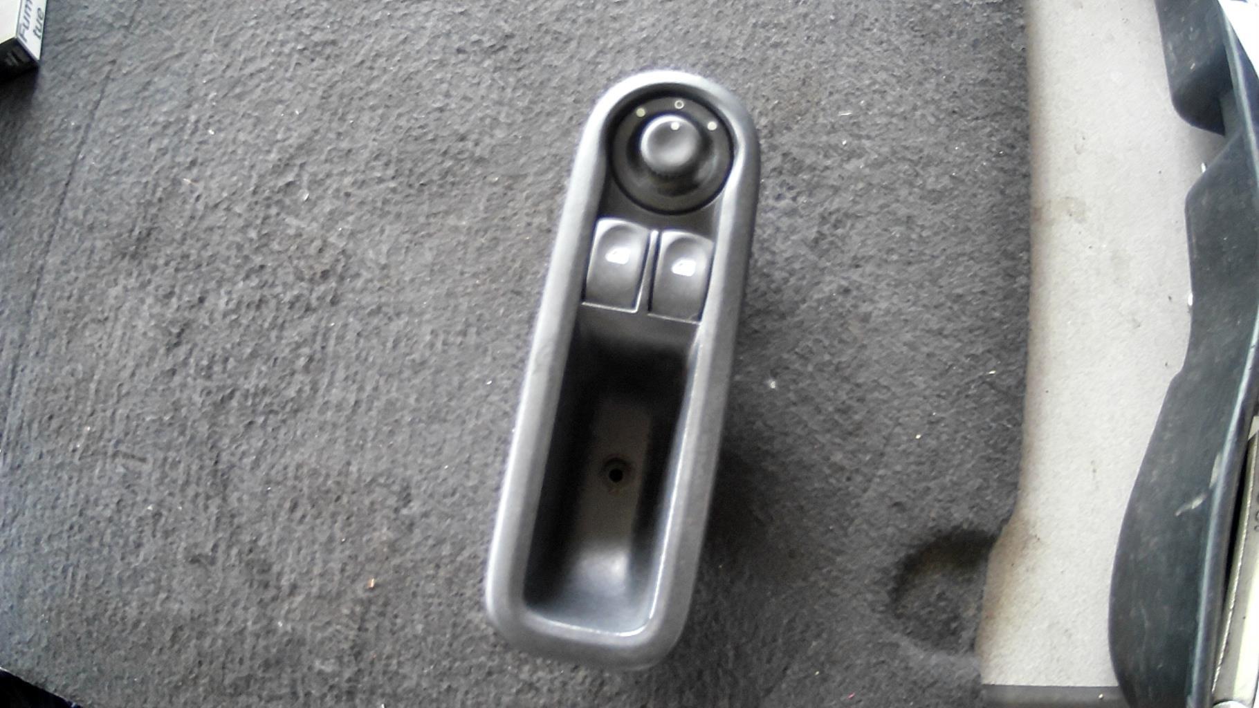 Interruptor de elevalunas RENAULT TWINGO 2 PHASE 1 Gasolina - 1