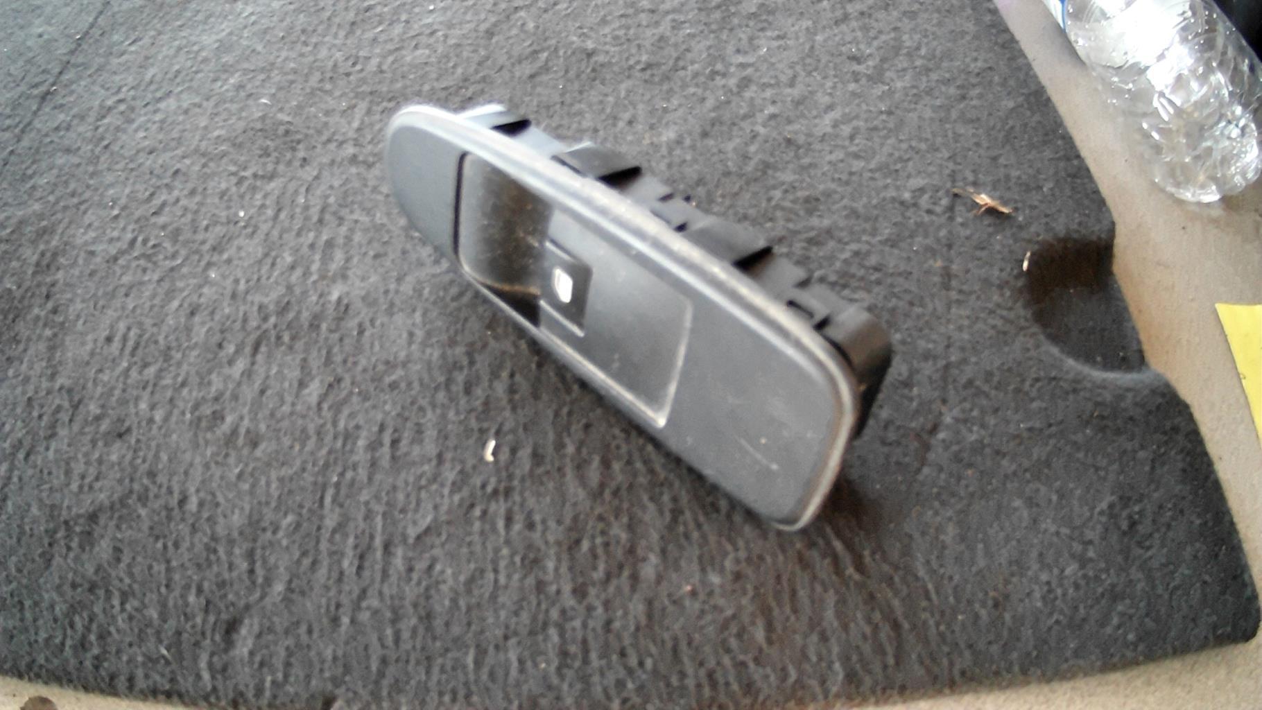 Interruttore lavacristalli anteriore destro CITROEN C4 GRAND PICASSO 1 Diésel - 1