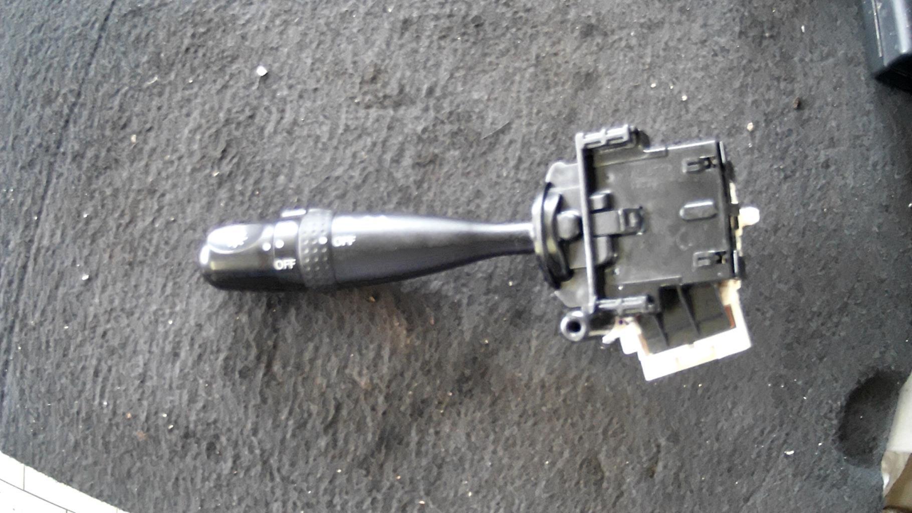 Commodo phare SUZUKI SWIFT 3 Essence - 1