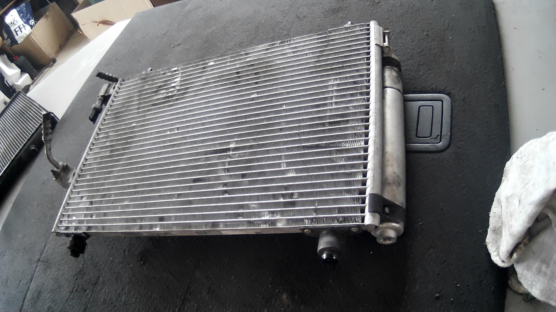Radiatore clima PEUGEOT 407 PHASE 1 BREAK Diésel - 1