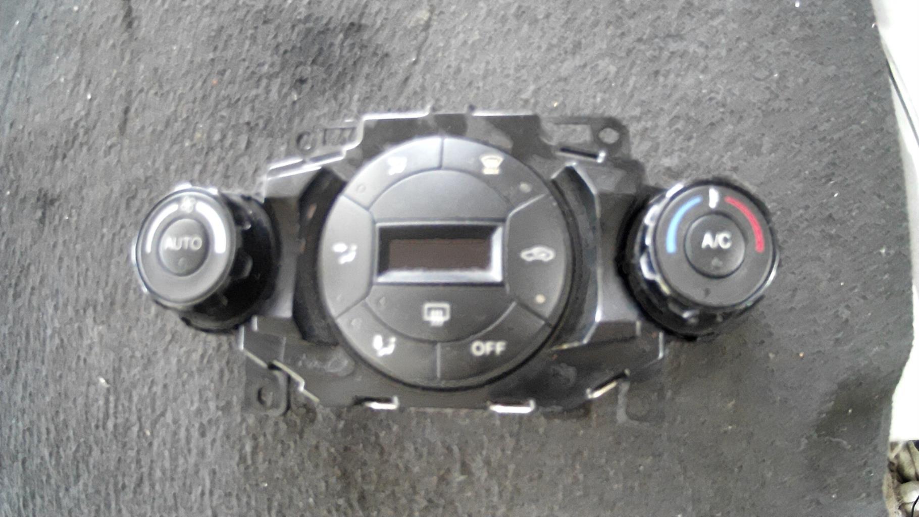 Commande chauffage FORD FIESTA 6 PHASE 1 Diesel - 1